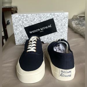 Maison KITSUNÉ Navy Sneakers Size 42